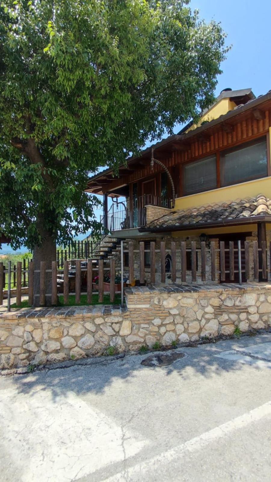 Il Bagolaro Casa Vacanze Sulmona Kültér fotó